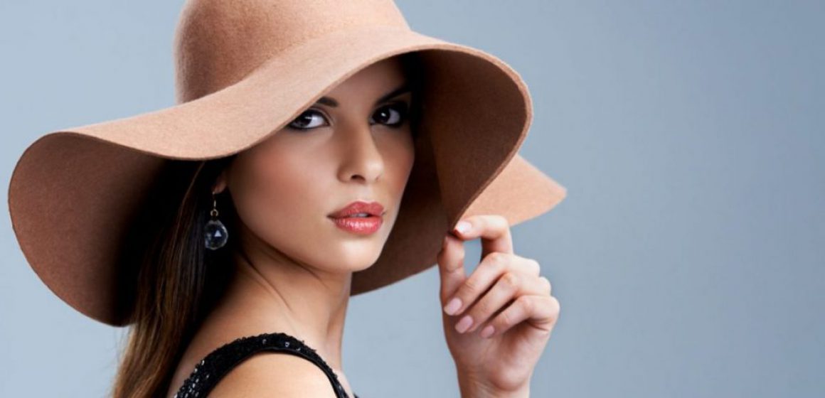 beautiful-woman-with-hat