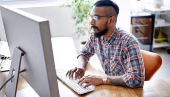 man-in-front-of-computer-1200x801-1160x550