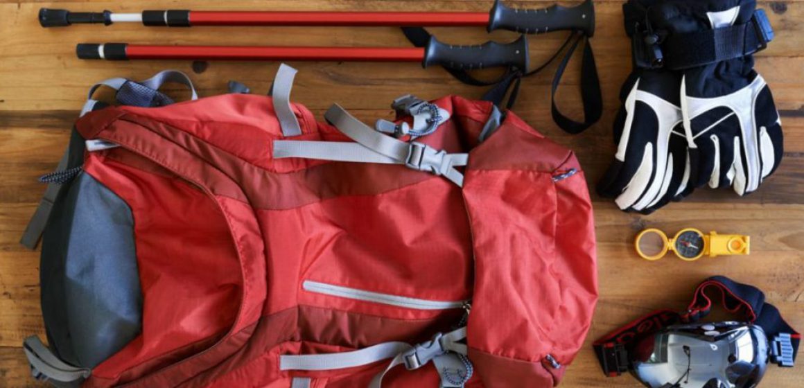 hiking-tools-1200x801-1160x550