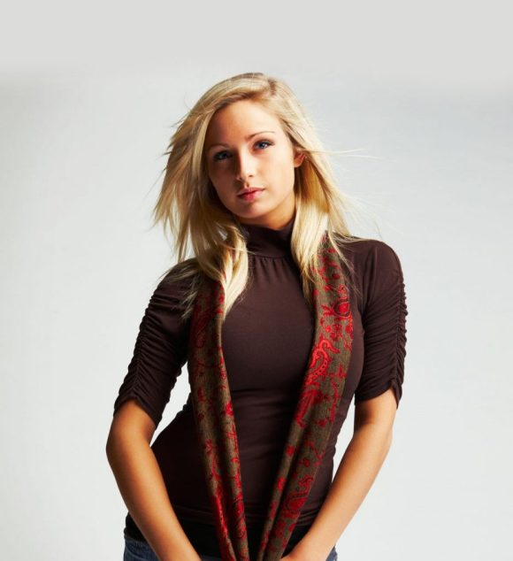 woman-with-brwon-shirt-1200x1324